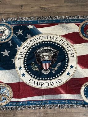 Camp David Presidential Retreat Flag Tapesrty Blanket Throw Large